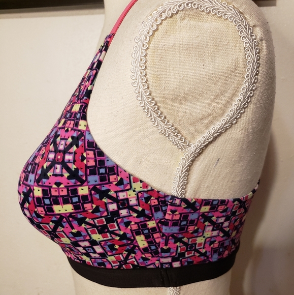 Victoria's Secret Sports Bra - Picture 3 of 6